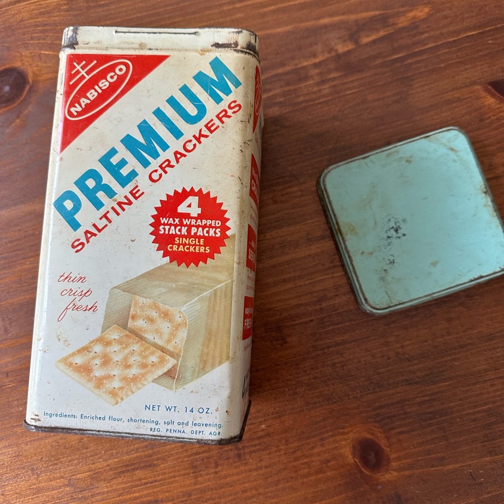 Nabisco Premium Saltine Crackers Tin